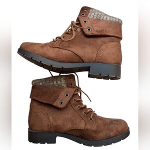 Brown Suede Boots 6.5 Arizona Like New